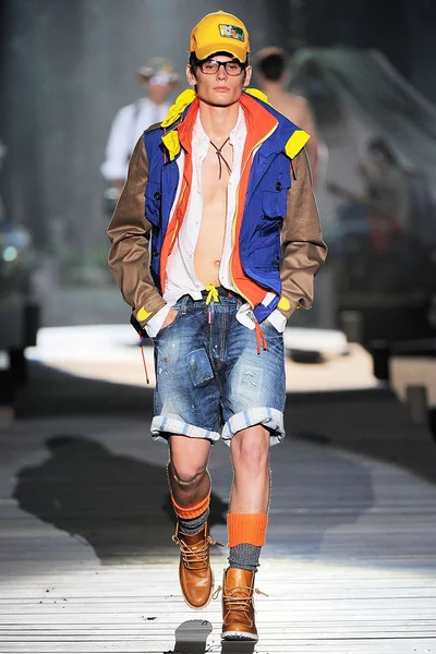 Look 6